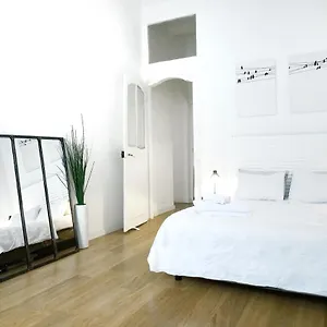 https://history-chic-in-oldtown-beach.fr-provencehotel.com