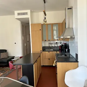 https://vieux-port-rpublique-cannebire.fr-provencehotel.com