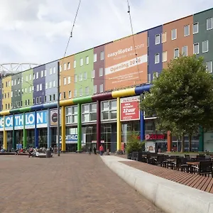Easyhotel Arena Boulevard Hotel Amsterdam