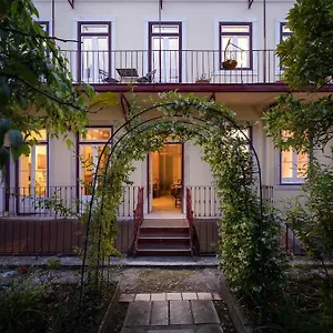https://o-jardim-da-tessa.hotels-lisbon-portugal.com